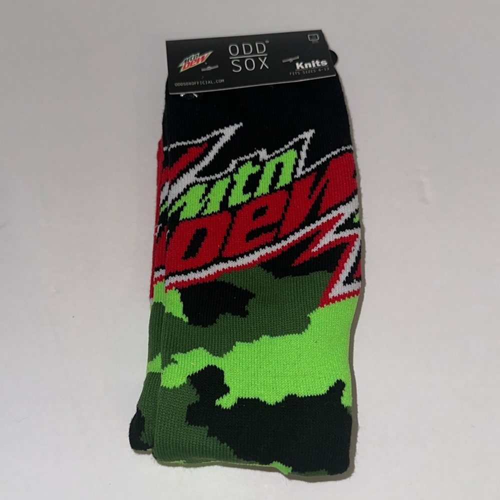 NWT ODD SOX X MOUNTAIN DEW Crew Socks